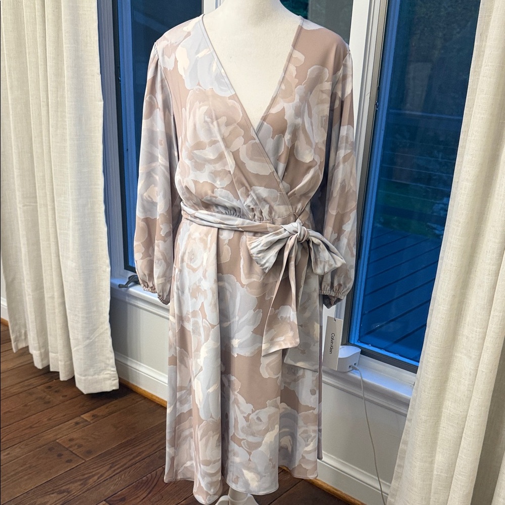 Calvin Klein Elegant Faux Dress with Soft Hues NWT